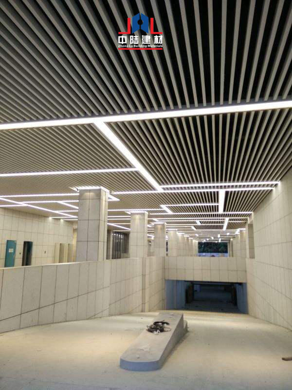 铝方通吊顶的安装方式