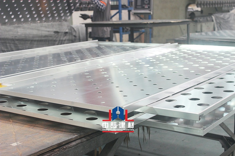 铝单板常规一片多大？