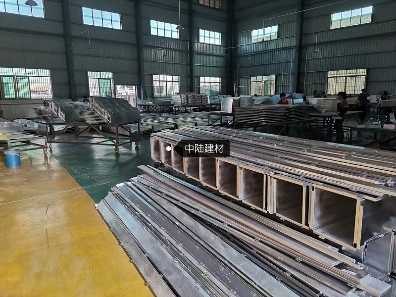 铝单板厂家在旧城改造铝单板产品中占重要地位