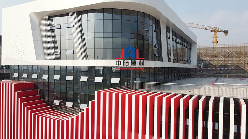 铝单板在工程建筑的优点